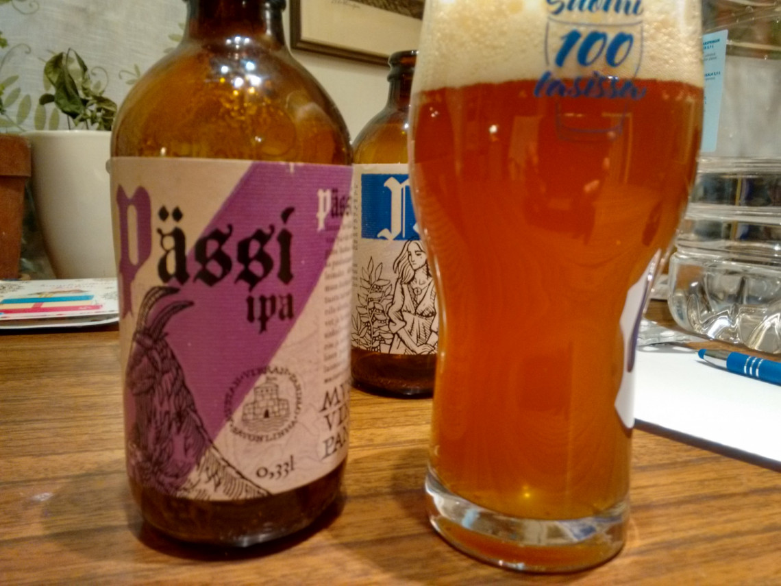 Pässi IPA bottle and in a glass