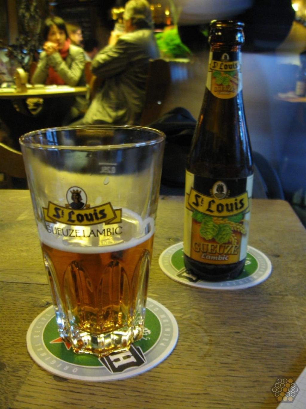 This beer smells like horse stables This beer smells like horse stables